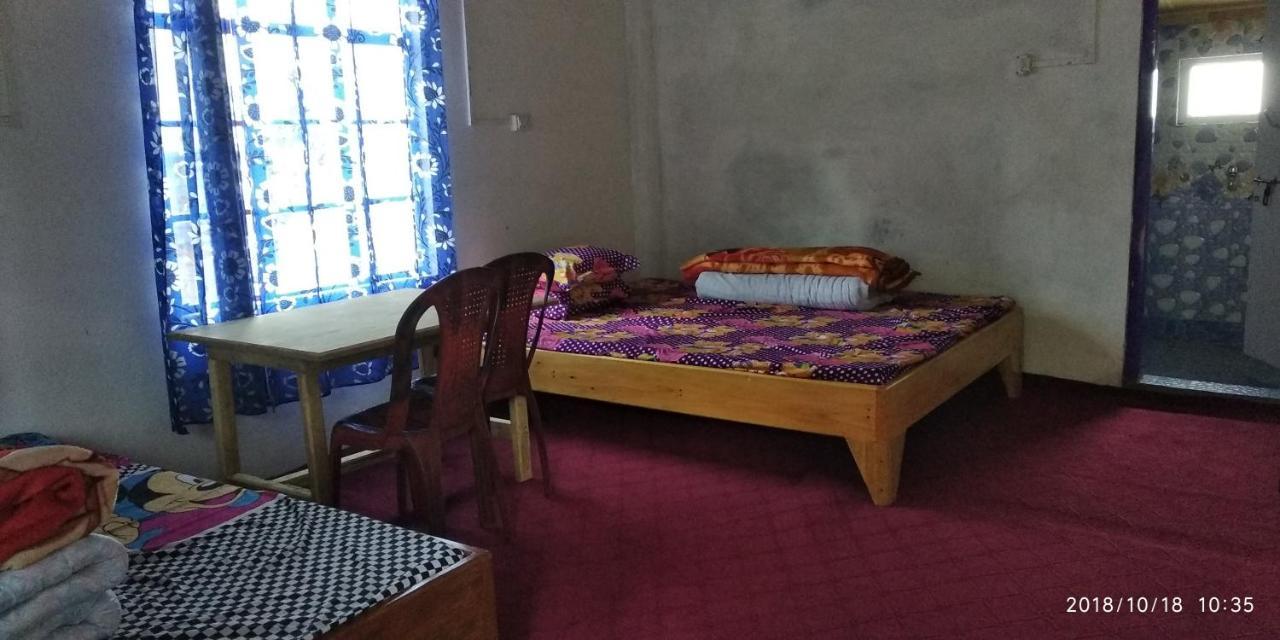 Tibet Homestay Rishop Exterior photo